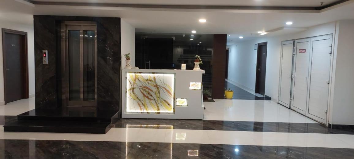 Hotel Ssr Grand Hyderabad Ngoại thất bức ảnh
