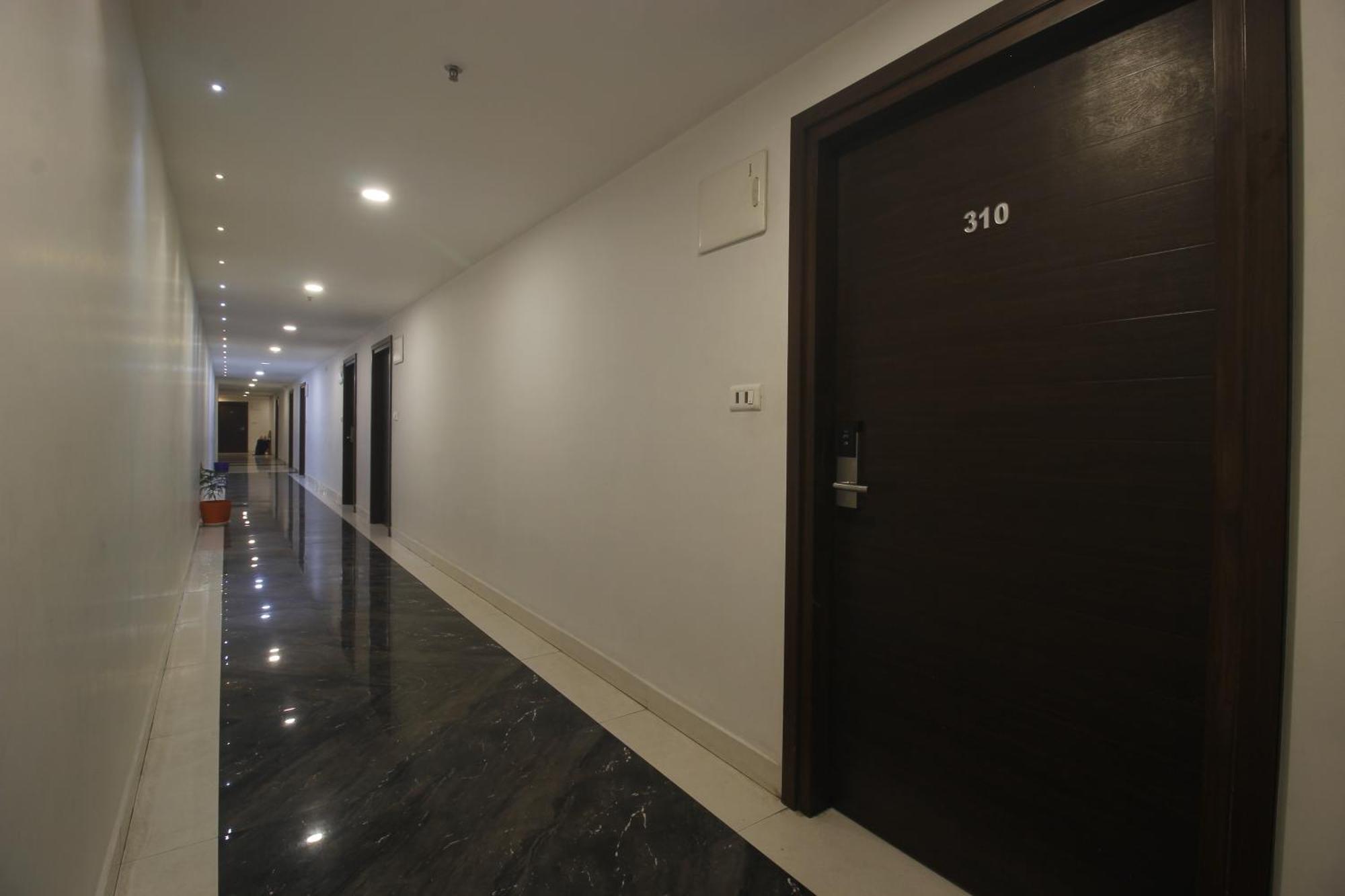 Hotel Ssr Grand Hyderabad Ngoại thất bức ảnh