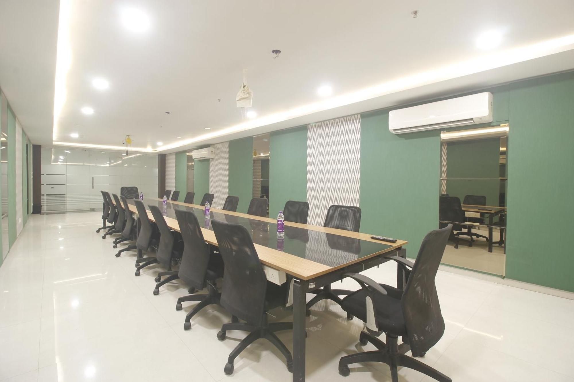 Hotel Ssr Grand Hyderabad Ngoại thất bức ảnh