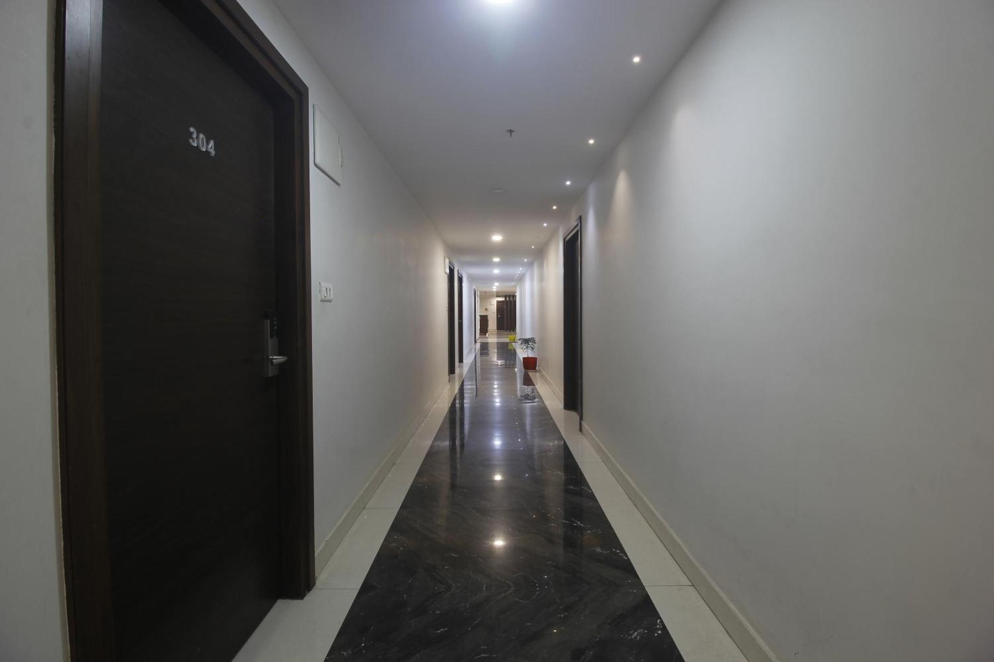 Hotel Ssr Grand Hyderabad Ngoại thất bức ảnh