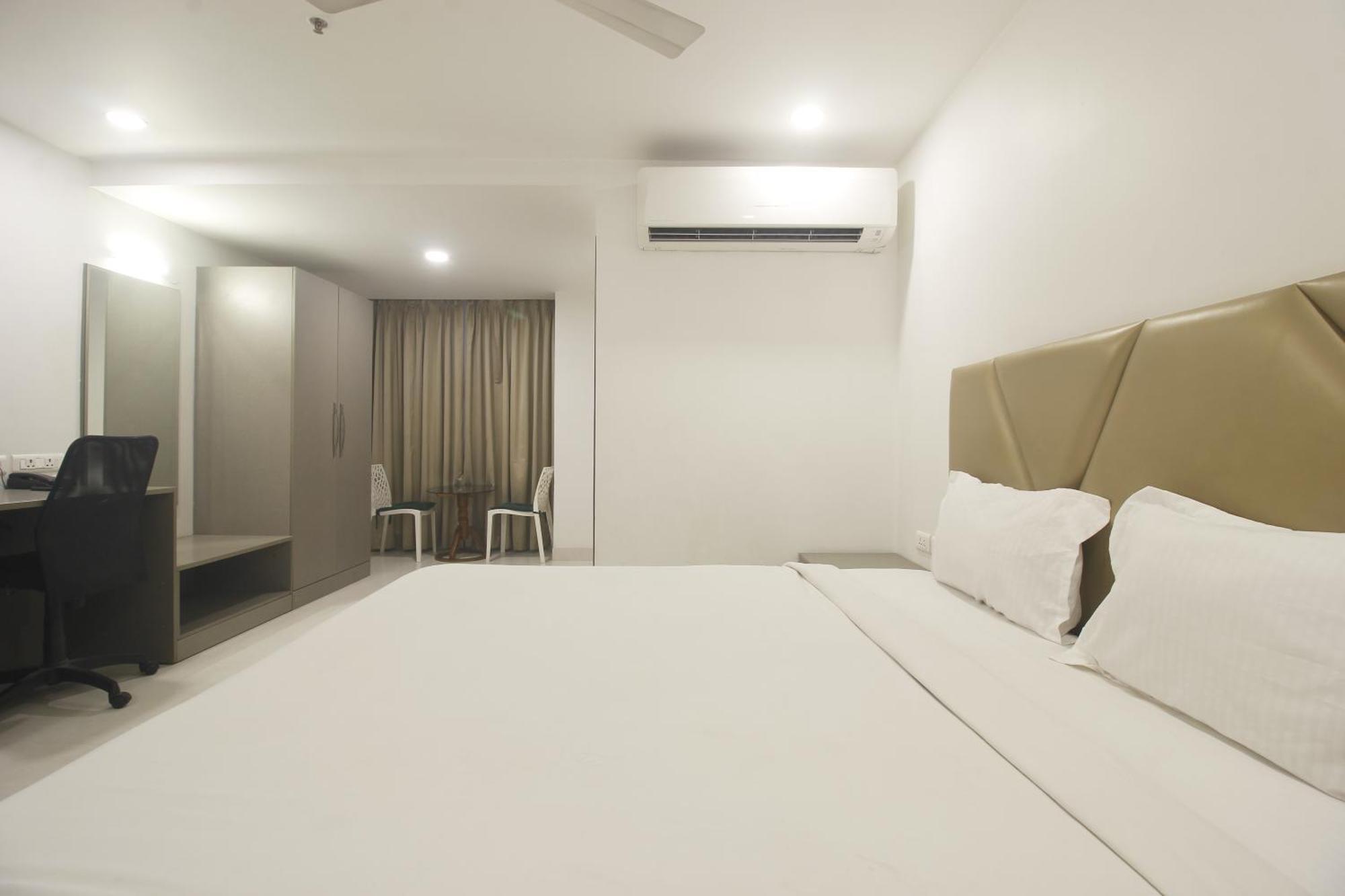 Hotel Ssr Grand Hyderabad Ngoại thất bức ảnh