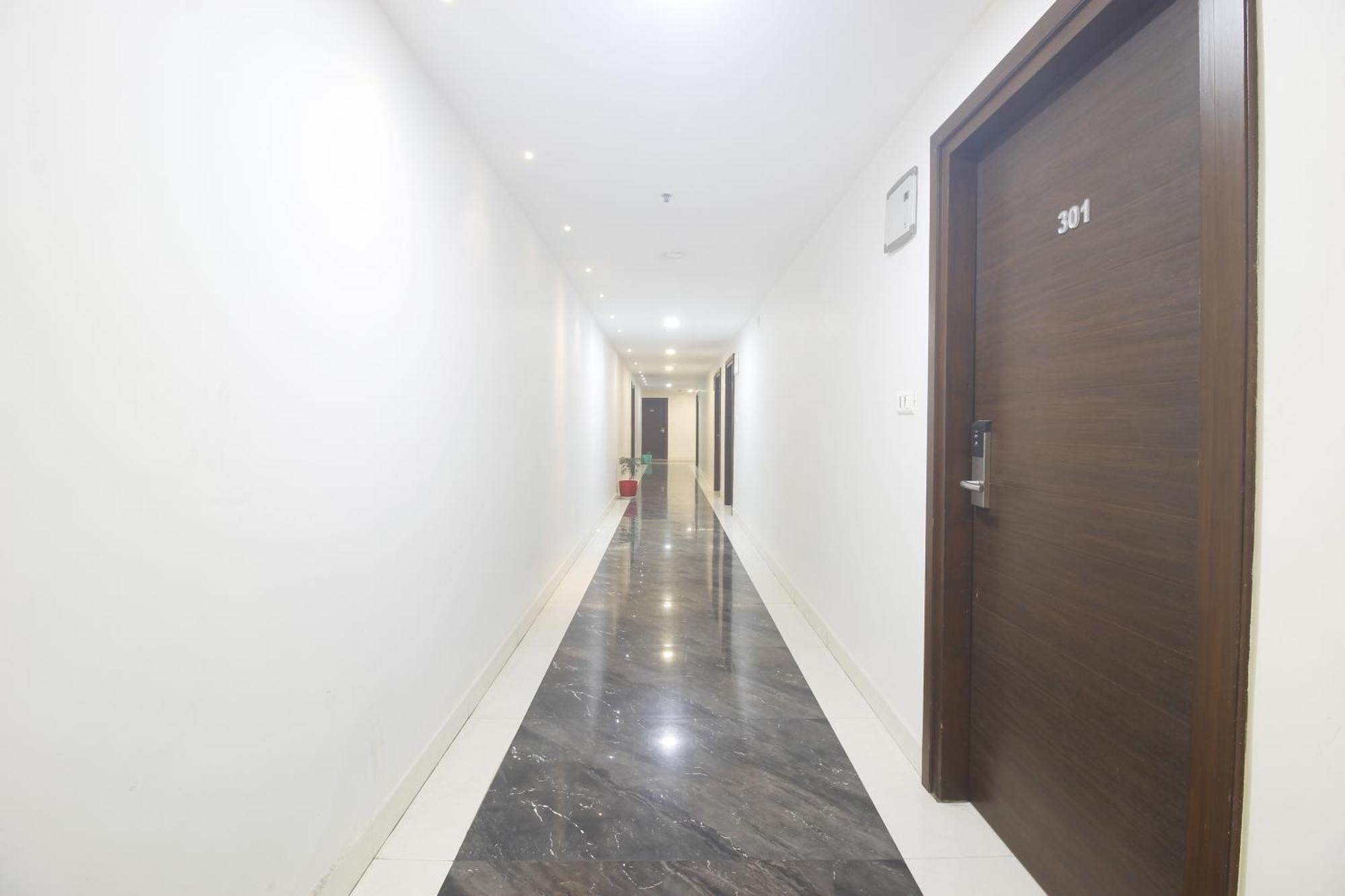 Hotel Ssr Grand Hyderabad Ngoại thất bức ảnh