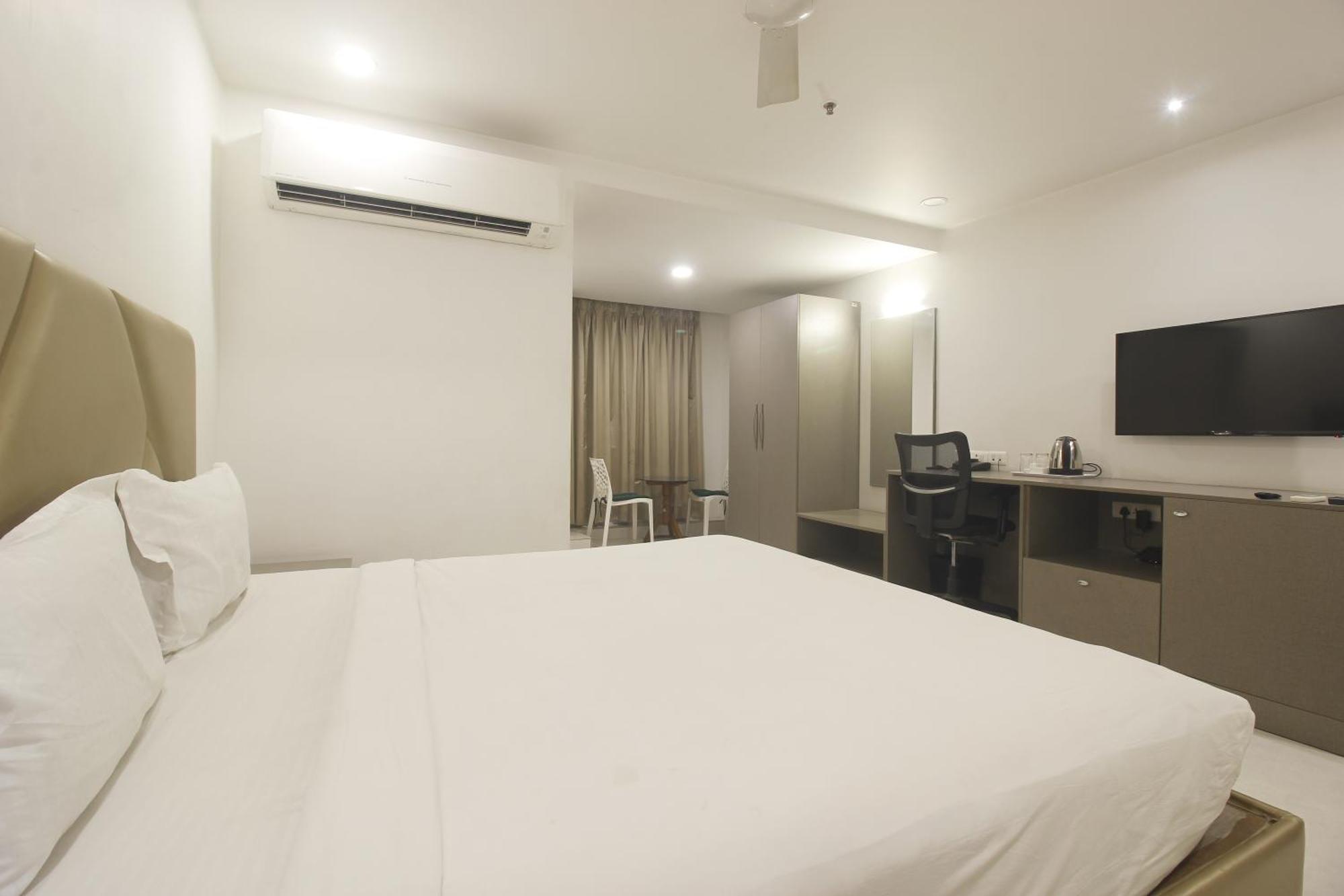 Hotel Ssr Grand Hyderabad Ngoại thất bức ảnh