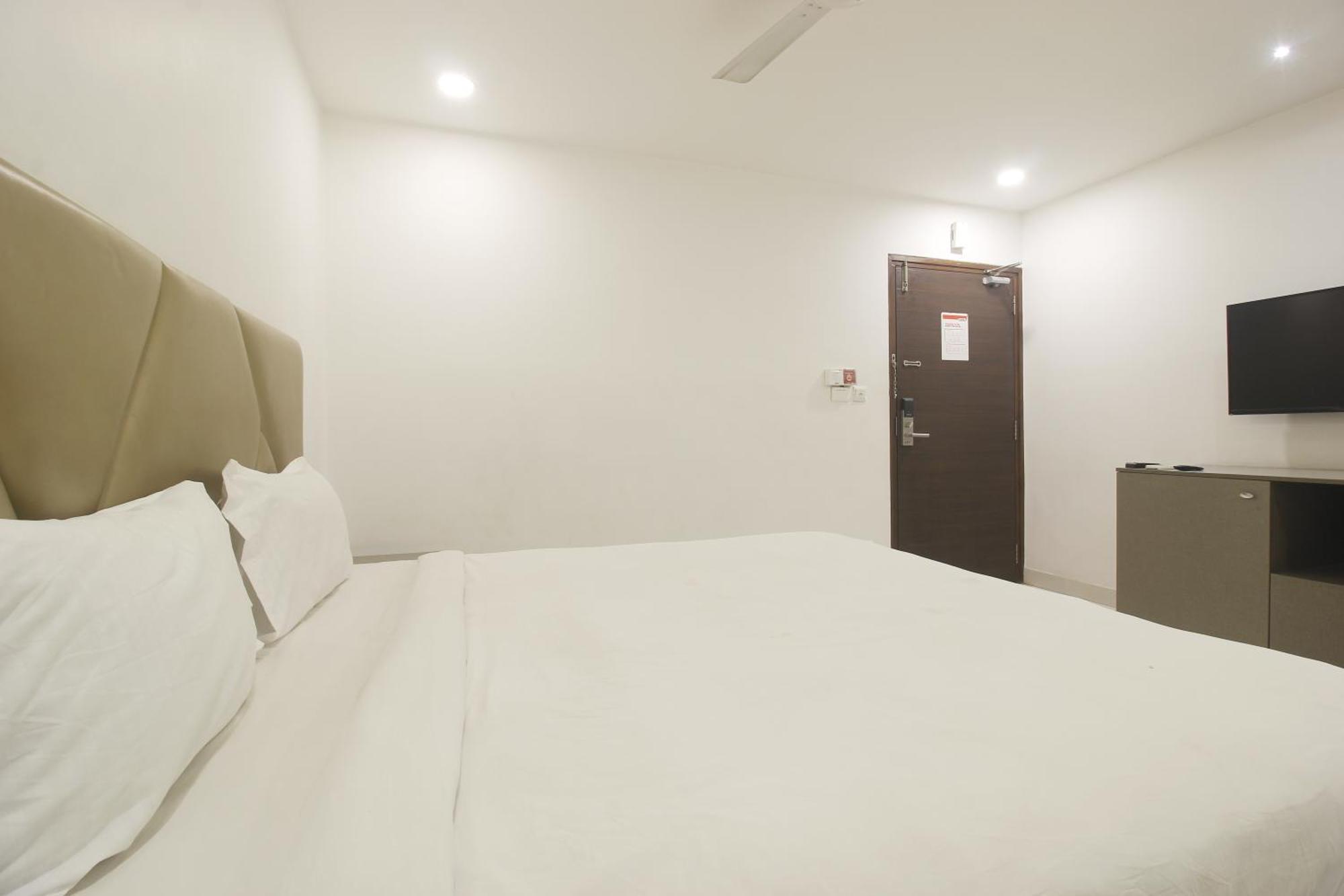 Hotel Ssr Grand Hyderabad Ngoại thất bức ảnh