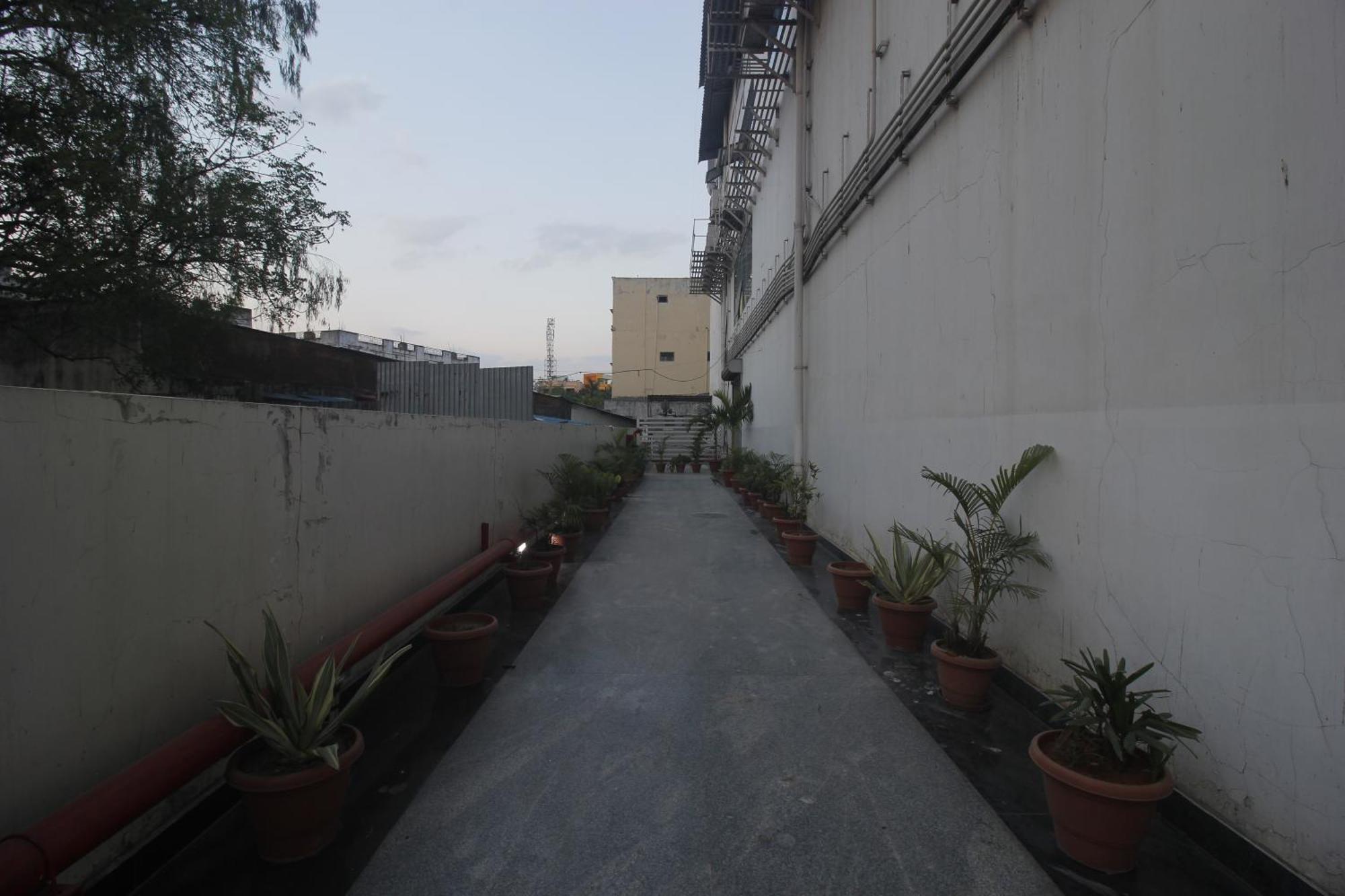 Hotel Ssr Grand Hyderabad Ngoại thất bức ảnh